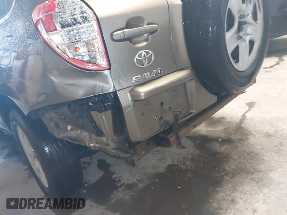 2012 Toyota RAV4 with VIN 2T3BF4DV1CW233096, listed as a IAAI auction lot 41955205 with 159,285 mi miles. Bid and sale history available at carsss.com. Image 6.