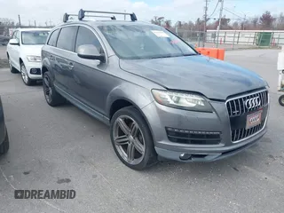 2011 Audi Q7 Premium Plus z VIN WA1LGAFE7BD010483, wystawiony jako IAAI lot #41521637 z przebiegiem 97 599 mil mil oraz . Historia ofert i sprzedaży dostępna na DreamBid. Obrazek 1.