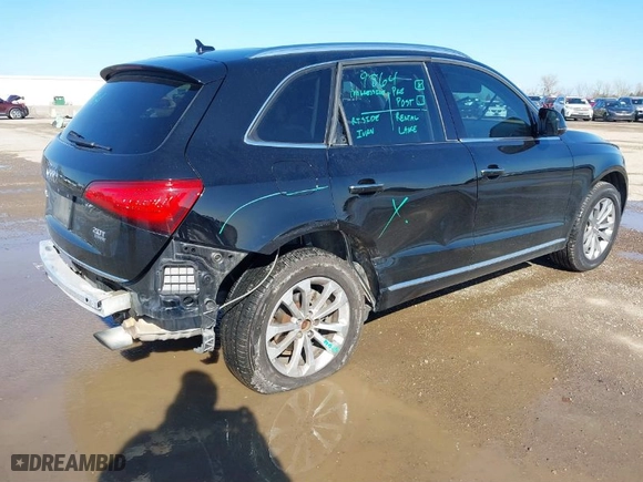 2016 Audi Q5 Premium with VIN WA1C2AFP6GA045539, listed as a IAAI auction lot 41134864 with 105,152 mi miles. Bid and sale history available at carsss.com. Image 4.