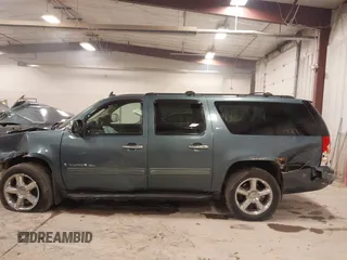 2009 GMC Yukon XL SLT with VIN 1GKFK16349R246350, listed as a IAAI auction lot 41567536 with 229,741 mi miles and . Bid and sale history available at DreamBid. Image 14.