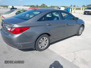 2012 Hyundai Sonata GLS with VIN 5NPEB4AC7CH436500, listed as a IAAI auction lot 40739512 with 133,902 mi miles. Bid and sale history available at carsss.com. Image 4.