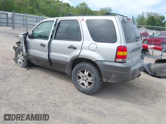 2005 Ford Escape XLT с VIN 1FMYU93125KB21037, выставлен на аукционе IAAI как лот 42256389 с пробегом 173 080 миль миль и . История ставок и продаж доступна на DreamBid. Изображение 3.