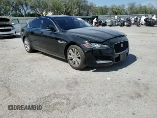 2016 Jaguar XF 35t Premium with VIN SAJBD4BV5GCY20923, listed as a Copart auction lot 57417954 with 63,238 mi miles and Salvage Title. Bid and sale history available at carsss.com. Image 11.