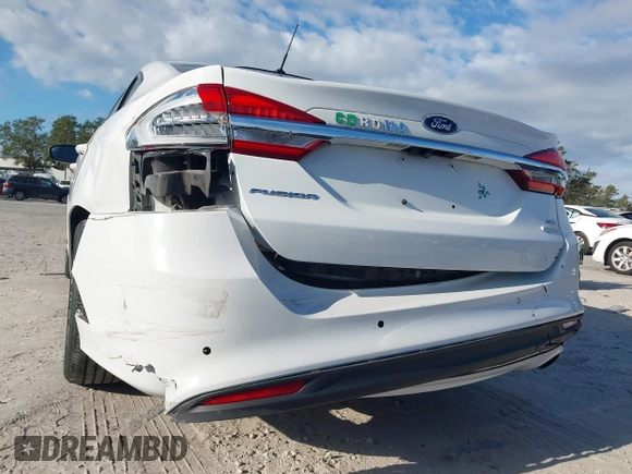 2017 Ford Fusion SE with VIN 3FA6P0HD6HR262443, listed as a IAAI auction lot 41041687 with 145,267 mi miles. Bid and sale history available at carsss.com. Image 18.