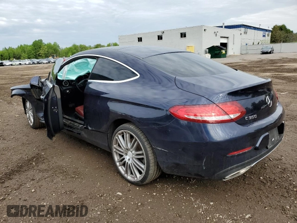 2017 Mercedes-Benz C 300 z VIN WDDWJ4KB0HF413645, wystawiony jako Copart lot #58805635 z przebiegiem 128 052 mil mil oraz Szkoda całkowita • Salvage title. Historia ofert i sprzedaży dostępna na DreamBid. Obrazek 2.
