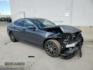 2022 BMW 3 Series 330i xDrive with VIN 3MW5R7J09N8C56232, listed as a Copart auction lot 47318825 with 31,339 mi miles and Salvage Title. Bid and sale history available at carsss.com. Image 13.