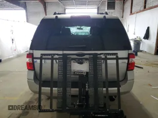 2017 Ford Expedition XLT z VIN 1FMJU1HT6HEA43801, wystawiony jako Copart lot #53719185 z przebiegiem 165 978 mil mil oraz Szkody całkowita. Historia ofert i sprzedaży dostępna na DreamBid. Obrazek 6.