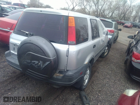1997 Honda CR-V with VIN JHLRD1841VC002597, listed as a IAAI auction lot 36104231 with 297,037 mi miles. Bid and sale history available at carsss.com. Image 4.