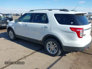 2013 Ford Explorer XLT z VIN 1FM5K8D86DGA27808, wystawiony jako IAAI lot #40752304 z przebiegiem 202 025 mil mil oraz . Historia ofert i sprzedaży dostępna na DreamBid. Obrazek 3.