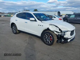 2018 Maserati Levante z VIN ZN661XUA9JX295951, wystawiony jako IAAI lot #41735398 z przebiegiem 32 367 mil mil oraz . Historia ofert i sprzedaży dostępna na DreamBid. Obrazek 1.