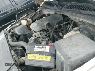 2006 Chevrolet Silverado 1500 Work Truck с VIN 1GCEK14V06Z240620, выставлен на аукционе IAAI как лот 40889242 с пробегом 238 703 миль миль и . История ставок и продаж доступна на DreamBid. Изображение 20.