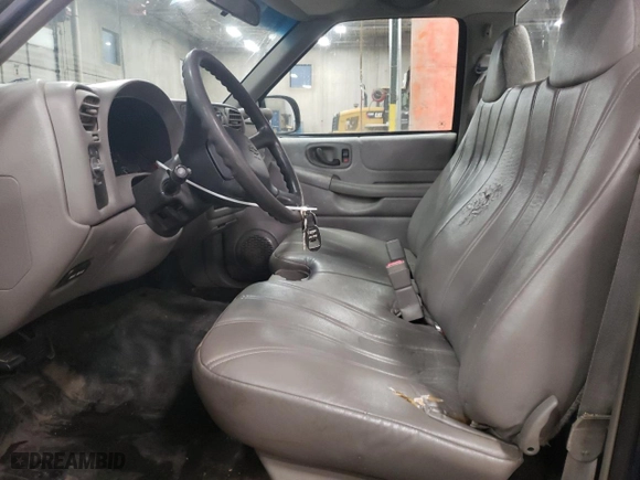 2000 Chevrolet S-10 LS with VIN 1GCCS1456YK266190, listed as a Copart auction lot 86311344 with 82,716 mi miles and Clean Title. Bid and sale history available at carsss.com. Image 7.