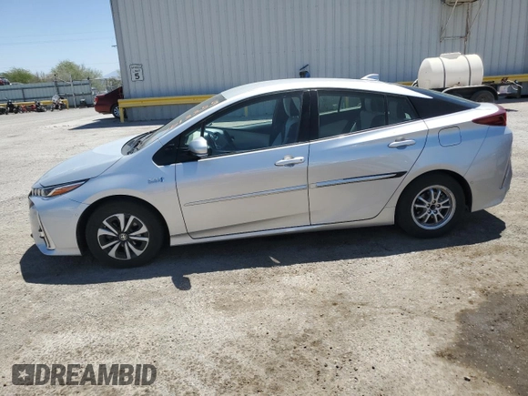 2017 Toyota Prius Plus z VIN JTDKARFP3H3017836, wystawiony jako Copart lot #57613355 z przebiegiem 64 958 mil mil oraz Szkoda całkowita • Salvage title. Historia ofert i sprzedaży dostępna na DreamBid. Obrazek 1.