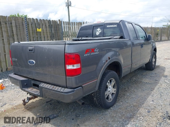 2004 Ford F-150 XLT with VIN 1FTPX14564FA10556, listed as a IAAI auction lot 42172124 with 283,626 mi miles and . Bid and sale history available at carsss.com. Image 4.