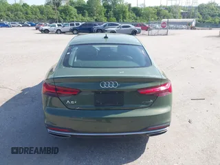 2022 Audi A5 Sportback Premium Plus z VIN WAUCBCF50NA032585, wystawiony jako IAAI lot #42234716 z przebiegiem 38 086 mil mil oraz . Historia ofert i sprzedaży dostępna na DreamBid. Obrazek 16.