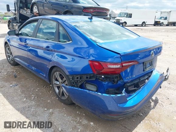 2024 Volkswagen Jetta SE with VIN 3VWEM7BU9RM007894, listed as a IAAI auction lot 42116799 with 35,023 mi miles and . Bid and sale history available at DreamBid. Image 3.