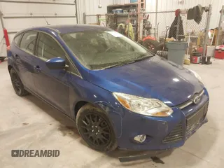 2012 Ford Focus SE z VIN 1FAHP3K21CL236079, wystawiony jako IAAI lot #41538766 z przebiegiem 90 360 mil mil oraz . Historia ofert i sprzedaży dostępna na DreamBid. Obrazek 1.