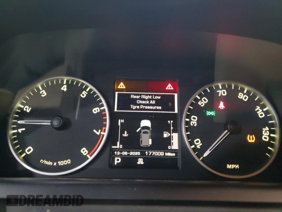 2013 Land Rover LR4 HSE with VIN SALAG2D49DA678330, listed as a Copart auction lot 60257845 with 177,009 mi miles and Salvage title. Bid and sale history available at DreamBid. Image 9.