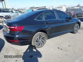 2021 Volkswagen Jetta SEL with VIN 3VWE57BU6MM045203, listed as a IAAI auction lot 41347591 with 46,927 mi miles and . Bid and sale history available at DreamBid. Image 4.