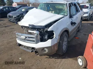 2014 Ford Expedition King Ranch z VIN 1FMJU1J51EEF14986, wystawiony jako IAAI lot #41770090 z przebiegiem Nie podano mil oraz . Historia ofert i sprzedaży dostępna na DreamBid. Obrazek 17.