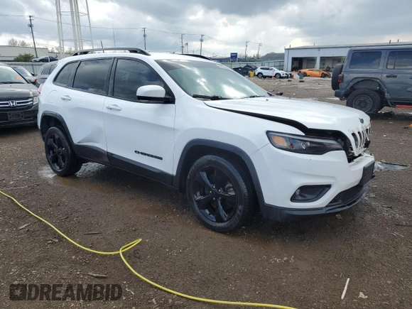 2019 Jeep Cherokee Altitude z VIN 1C4PJLLB7KD286063, wystawiony jako Copart lot #55282685 z przebiegiem 128 660 mil mil oraz Szkoda całkowita • Salvage title. Historia ofert i sprzedaży dostępna na DreamBid. Obrazek 4.