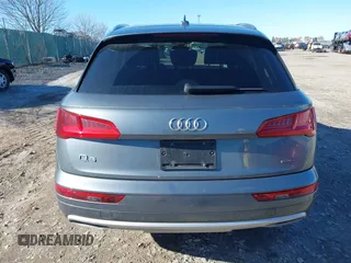 2019 Audi Q5 Premium with VIN WA1ANAFY5K2133539, listed as a IAAI auction lot 41821732 with 79,132 mi miles. Bid and sale history available at carsss.com. Image 16.
