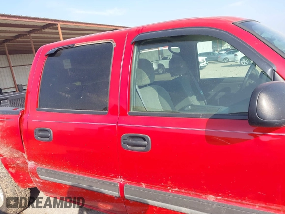 2006 Chevrolet Silverado 1500 LT1 with VIN 2GCEK13T661193182, listed as a IAAI auction lot 41516360 with 193,011 mi miles. Bid and sale history available at carsss.com. Image 13.