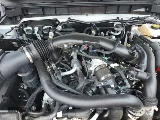 2024 Ford Bronco Raptor z VIN 1FMEE0RR4RLB33683, wystawiony jako Copart lot #63419305 z przebiegiem 5 122 mil mil oraz Szkoda całkowita • Salvage title. Historia ofert i sprzedaży dostępna na DreamBid. Obrazek 14.