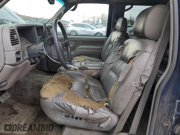 1997 GMC Suburban z VIN 1GKFK16R3VJ761305, wystawiony jako Copart lot #85785574 z przebiegiem 269 721 mil mil oraz Szkoda całkowita • Salvage title. Historia ofert i sprzedaży dostępna na DreamBid. Obrazek 7.