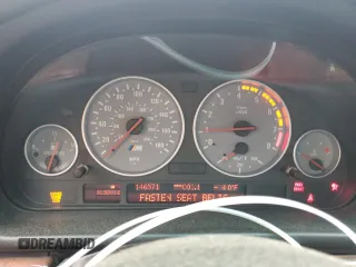 2000 BMW M5 z VIN WBSDE9345YBZ94319, wystawiony jako Copart lot #49945325 z przebiegiem 146 571 mil mil oraz Czysty tytuł • Clean title. Historia ofert i sprzedaży dostępna na DreamBid. Obrazek 9.