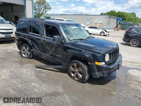 2014 Jeep Patriot Latitude z VIN 1C4NJPFA8ED679463, wystawiony jako Copart lot #57115775 z przebiegiem 183 218 mil mil oraz Szkoda całkowita • Salvage title. Historia ofert i sprzedaży dostępna na DreamBid. Obrazek 4.