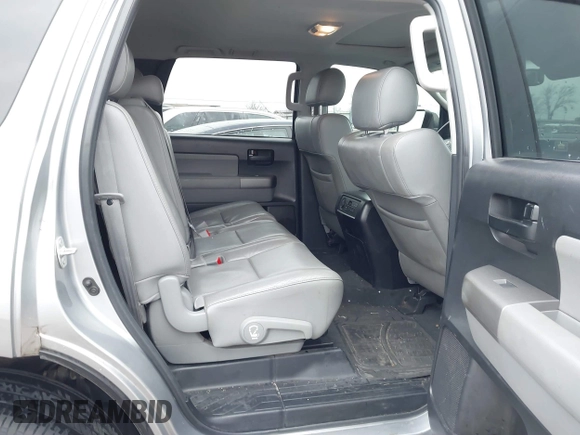 2013 Toyota Sequoia SR5 with VIN 5TDBW5G1XDS078226, listed as a IAAI auction lot 41553787 with 190,632 mi miles. Bid and sale history available at carsss.com. Image 8.