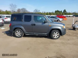 2011 Honda Element EX with VIN 5J6YH2H77BL001747, listed as a IAAI auction lot 41827107 with 119,567 mi miles. Bid and sale history available at carsss.com. Image 13.