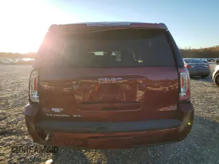 2017 GMC Yukon XL SLT z VIN 1GKS1GKC6HR304645, wystawiony jako Copart lot #83831654 z przebiegiem 137 035 mil mil oraz Szkoda całkowita • Salvage title. Historia ofert i sprzedaży dostępna na DreamBid. Obrazek 6.