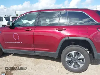 2024 Jeep Grand Cherokee с VIN 1C4RJYB67RC117428, выставлен на аукционе IAAI как лот 42571725 с пробегом 46 736 миль миль и . История ставок и продаж доступна на DreamBid. Изображение 15.