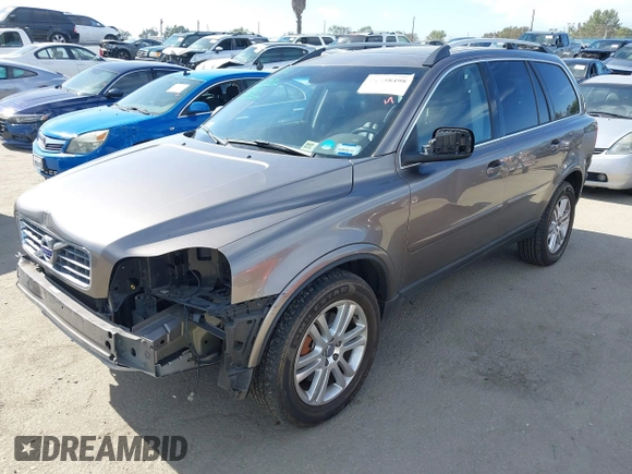 2010 Volvo XC90 I6 with VIN YV4982CZXA1561577, listed as a IAAI auction lot 41958498 with 97,376 mi miles. Bid and sale history available at carsss.com. Image 18.