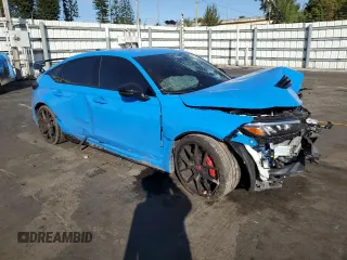2024 Honda Civic Type R z VIN JHMFL5G47RX003147, wystawiony jako Copart lot #52100475 z przebiegiem 5391 mil mil oraz Szkody całkowita. Historia ofert i sprzedaży dostępna na DreamBid. Obrazek 4.