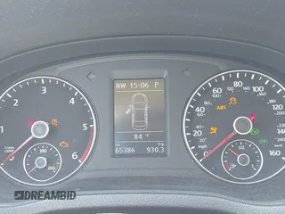 2013 Volkswagen Passat SE z VIN 1VWBN7A36DC047286, wystawiony jako IAAI lot #42243855 z przebiegiem 65 386 mil mil oraz . Historia ofert i sprzedaży dostępna na DreamBid. Obrazek 7.