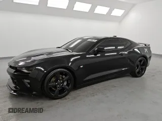 2017 Chevrolet Camaro 2SS z VIN 1G1FH1R74H0101619, wystawiony jako Copart lot #53637885 z przebiegiem 110 052 mil mil oraz Czysty tytuł • Clean title. Historia ofert i sprzedaży dostępna na DreamBid. Obrazek 1.