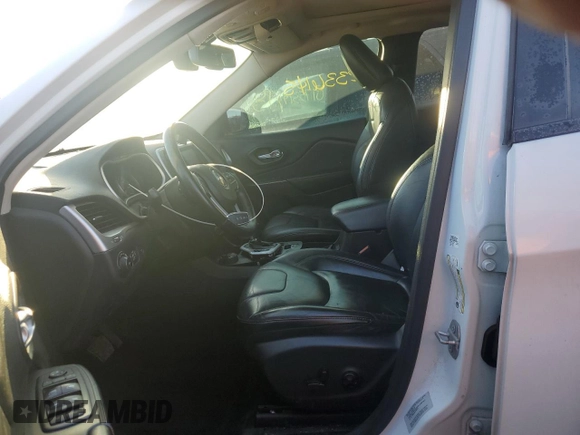 2015 Jeep Cherokee Trailhawk with VIN 1C4PJMBS7FW609741, listed as a Copart auction lot 55991595 with 125,711 mi miles and Clean title. Bid and sale history available at DreamBid. Image 7.