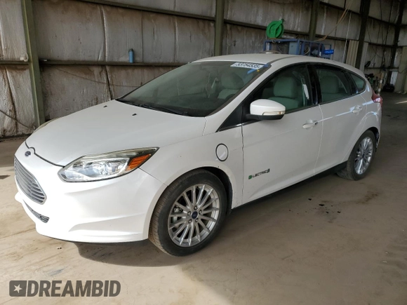 2014 Ford Focus Electric z VIN 1FADP3R41EL306186, wystawiony jako Copart lot #53754535 z przebiegiem 46 711 mil mil oraz Tytuł czysty. Historia ofert i sprzedaży dostępna na DreamBid. Obrazek 1.