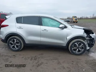 2020 Kia Sportage LX with VIN KNDPMCAC8L7805821, listed as a IAAI auction lot 42006272 with 11,058 mi miles. Bid and sale history available at carsss.com. Image 14.