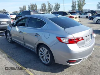 2018 Acura ILX with VIN 19UDE2F3XJA005235, listed as a IAAI auction lot 41842272 with 36,304 mi miles. Bid and sale history available at carsss.com. Image 3.
