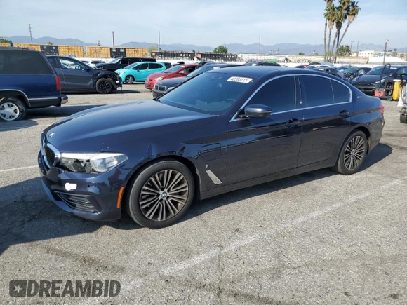2019 BMW 5 Series 530e с VIN WBAJA9C54KB254179, выставлен на аукционе Copart как лот 42285515 с пробегом 90 634 миль миль и Списание • Salvage title. История ставок и продаж доступна на DreamBid. Изображение 1.