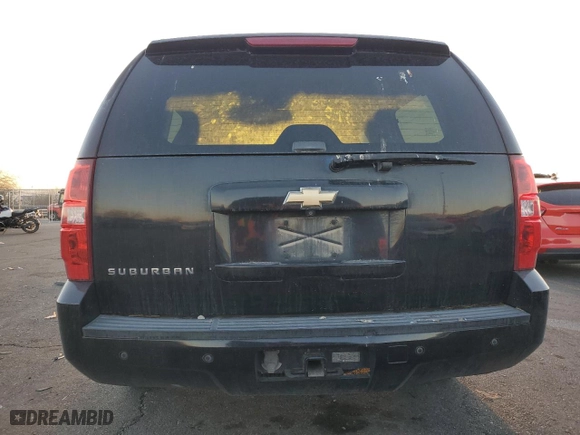2007 Chevrolet Suburban LT with VIN 1GNFC16JX7J300857, listed as a Copart auction lot 43244695 with 200,338 mi miles and Clean Title. Bid and sale history available at carsss.com. Image 6.