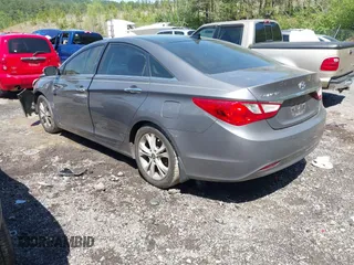 2012 Hyundai Sonata 2.4L Limited PZEV with VIN 5NPEC4ACXCH381439, listed as a IAAI auction lot 41996526 with 215,920 mi miles. Bid and sale history available at carsss.com. Image 3.