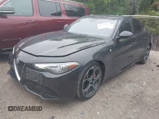 2022 Alfa Romeo Giulia Veloce with VIN ZARFAMBN9N7656614, listed as a IAAI auction lot 41946212 with 50,253 mi miles. Bid and sale history available at carsss.com. Image 17.