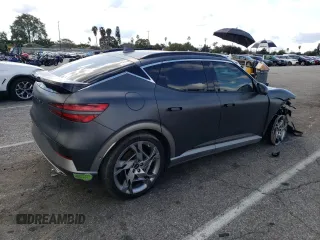2023 Genesis GV60 Performance z VIN KMUKEDTB7PU011754, wystawiony jako Copart lot #39865424 z przebiegiem 5915 mil mil oraz . Historia ofert i sprzedaży dostępna na DreamBid. Obrazek 3.