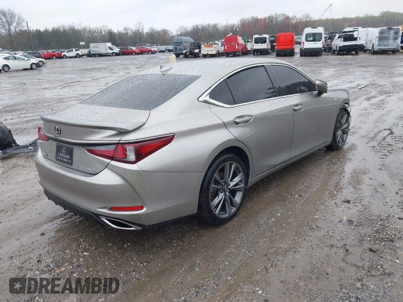 2021 Lexus ES 350 F Sport with VIN 58AGZ1B1XMU098554, listed as a IAAI auction lot 42026390 with 86,171 mi miles and . Bid and sale history available at DreamBid. Image 4.