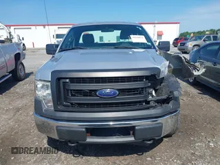 2013 Ford F-150 XL z VIN 1FTMF1EM4DFB49404, wystawiony jako IAAI lot #42640831 z przebiegiem 132 813 mil mil oraz . Historia ofert i sprzedaży dostępna na DreamBid. Obrazek 11.